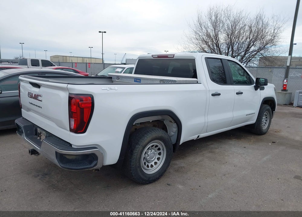 2021 GMC SIERRA 1500 4WD DOUBLE CAB STANDARD BOX VIN: 1GTR9AEF9MZ300203