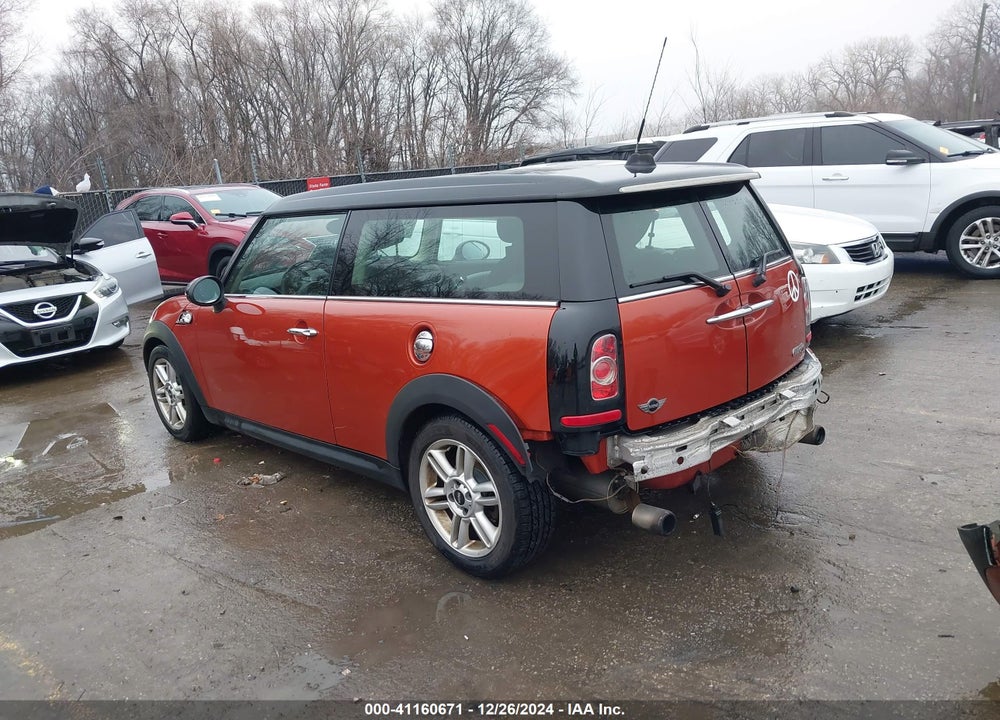 2013 MINI CLUBMAN COOPER S VIN: WMWZG3C51DTY32945
