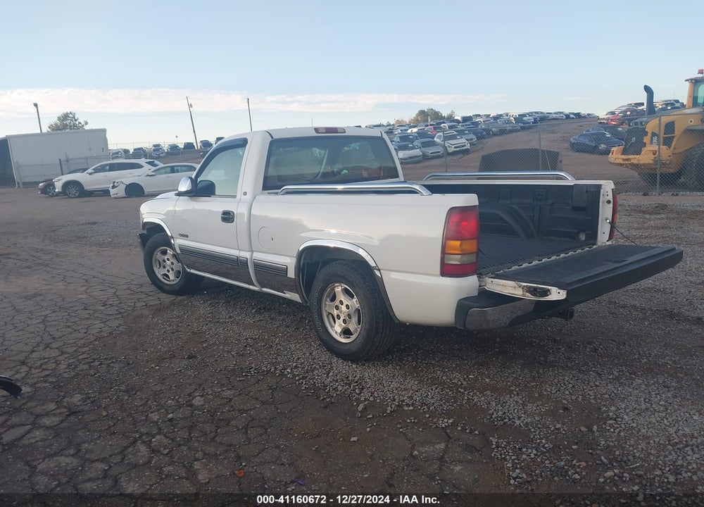 2000 CHEVROLET SILVERADO 1500 LS VIN: 1GCEC14V5YZ190300