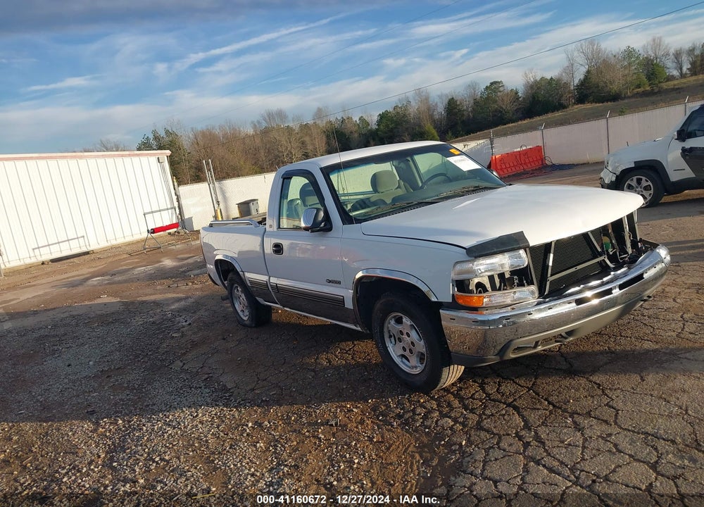2000 CHEVROLET SILVERADO 1500 LS VIN: 1GCEC14V5YZ190300