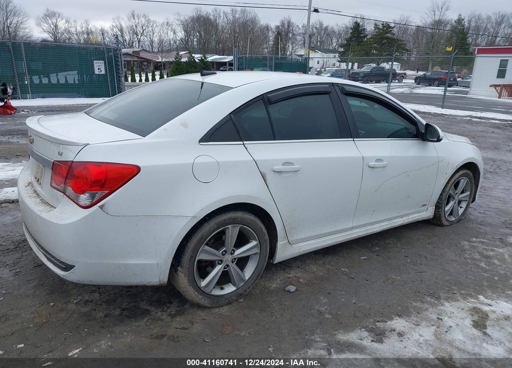 2014 CHEVROLET CRUZE VIN: 1G1PE5SB6E7327523
