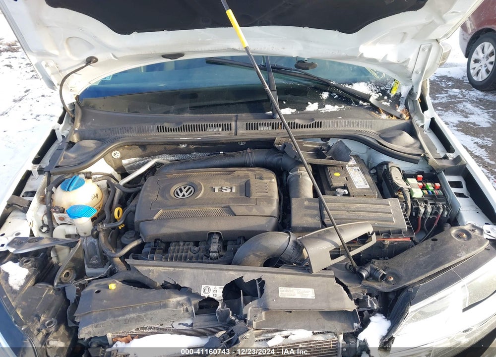 2015 VOLKSWAGEN JETTA 1.8T SE VIN: 3VWD17AJ8FM401085
