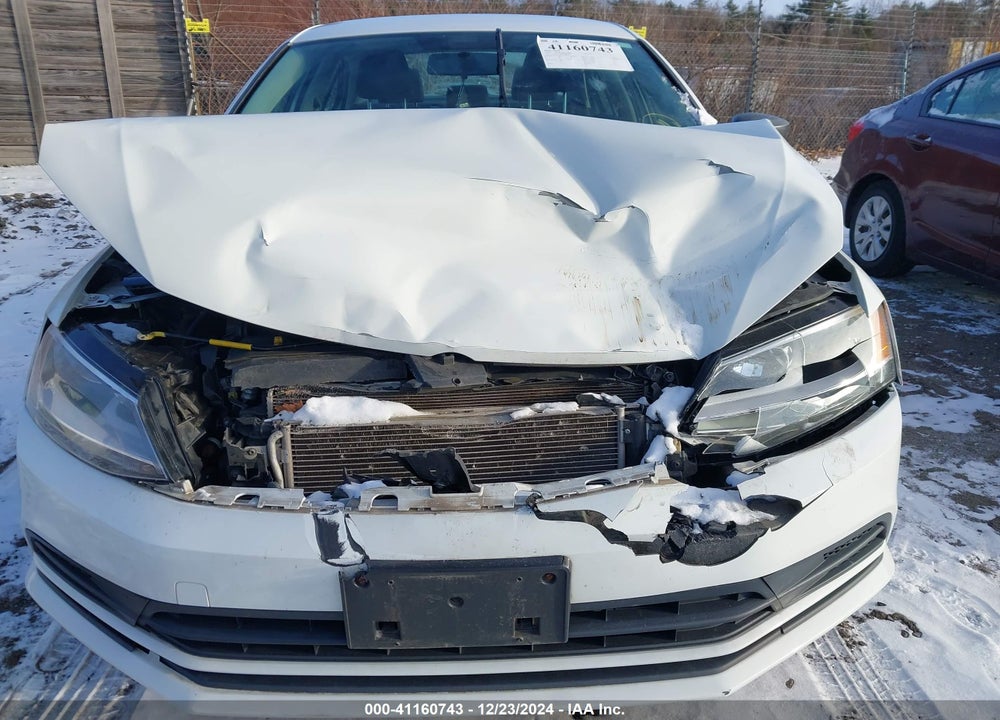 2015 VOLKSWAGEN JETTA 1.8T SE VIN: 3VWD17AJ8FM401085