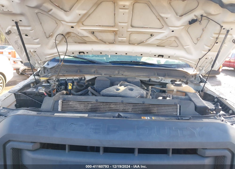 2013 FORD F-350 CHASSIS XL VIN: 1FD8X3G68DEB78222
