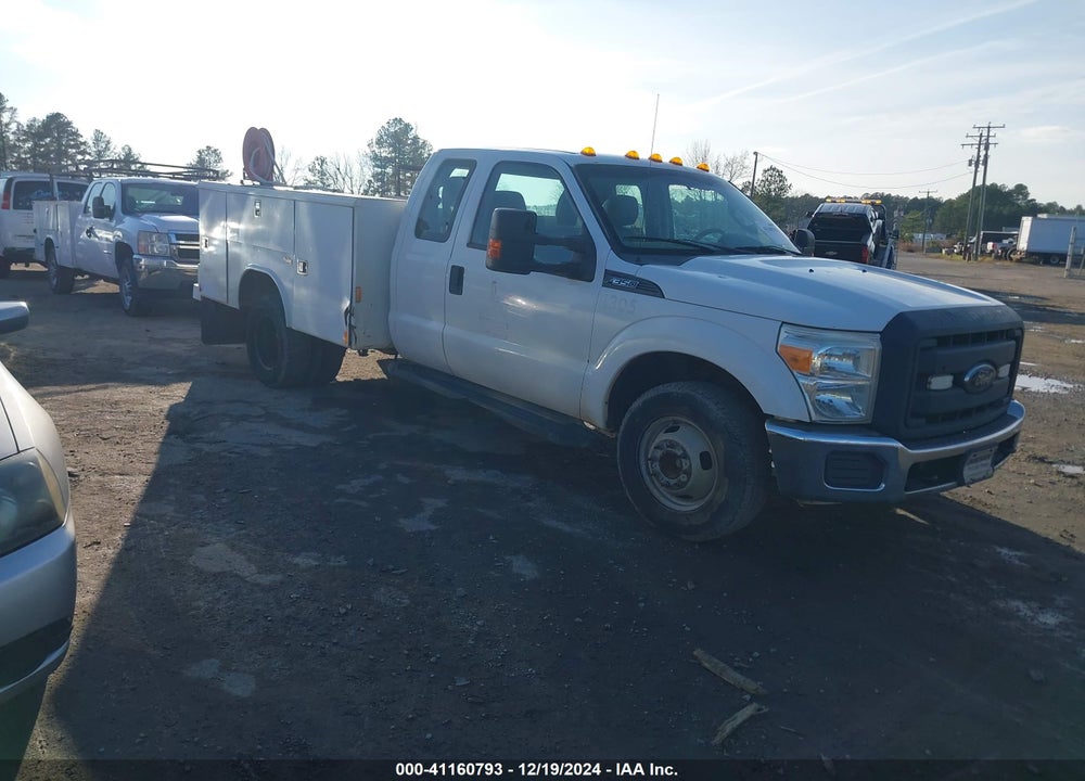 2013 FORD F-350 CHASSIS XL VIN: 1FD8X3G68DEB78222