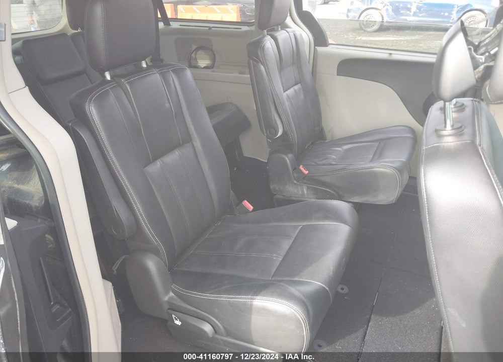 2014 CHRYSLER TOWN & COUNTRY VIN: 2C4RC1BG4ER198545