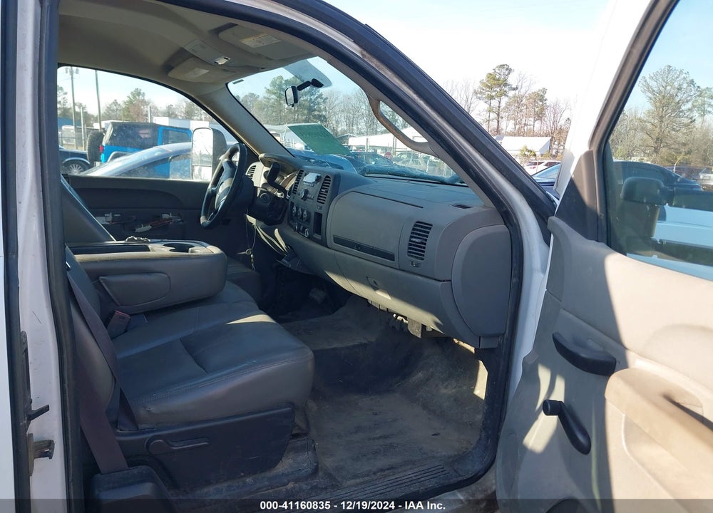 2011 CHEVROLET SILVERADO 2500HD WORK TRUCK VIN: 1GB2CVCG1BZ259069
