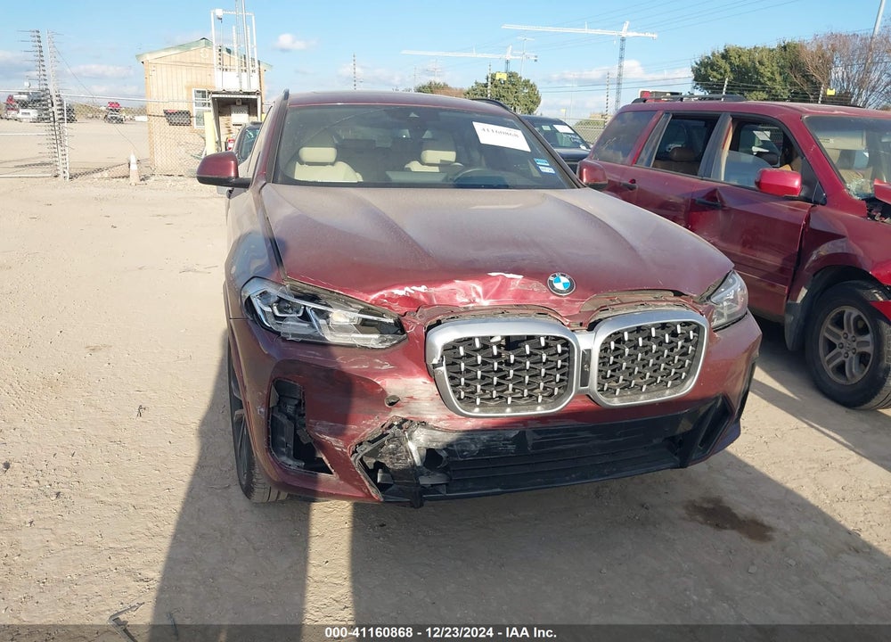 2022 BMW X4 VIN: 5UX33DT02N9K32561