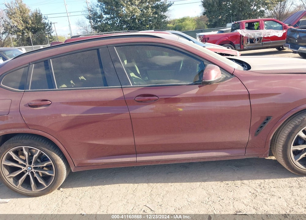 2022 BMW X4 VIN: 5UX33DT02N9K32561