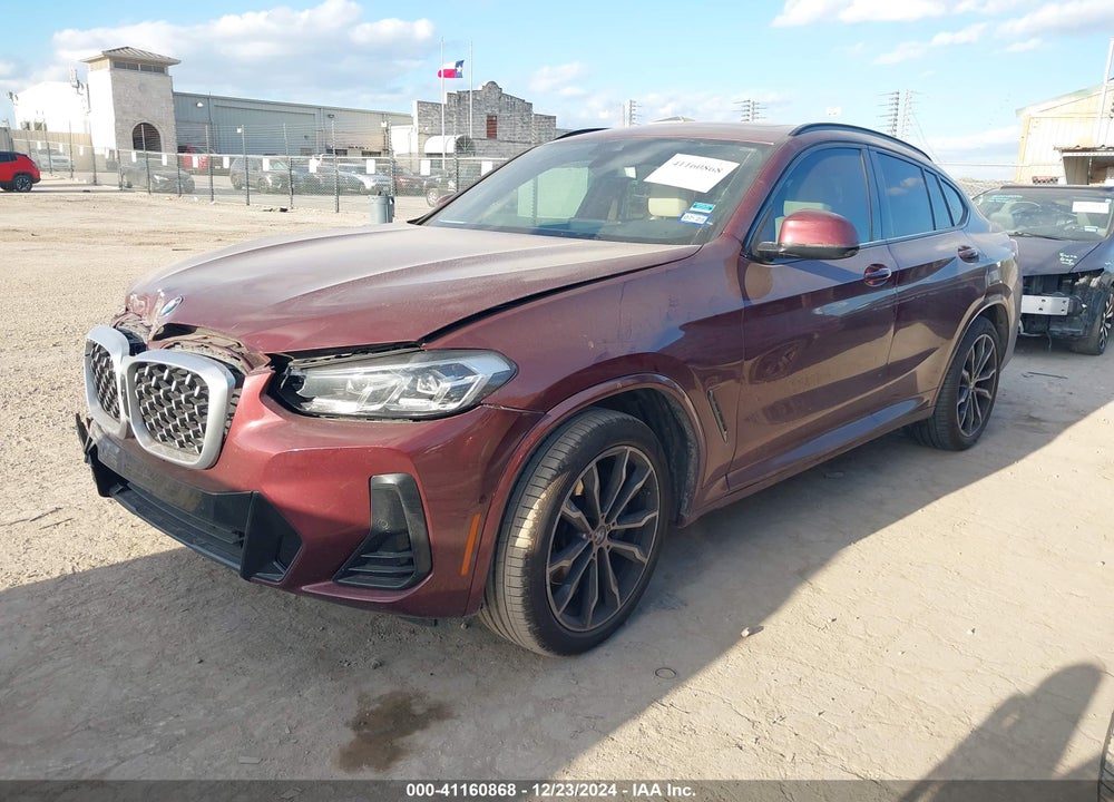 2022 BMW X4 VIN: 5UX33DT02N9K32561