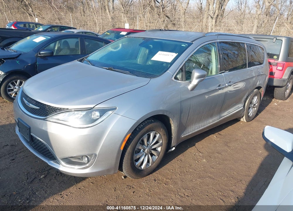 2018 CHRYSLER PACIFICA VIN: 2C4RC1BG6JR217736