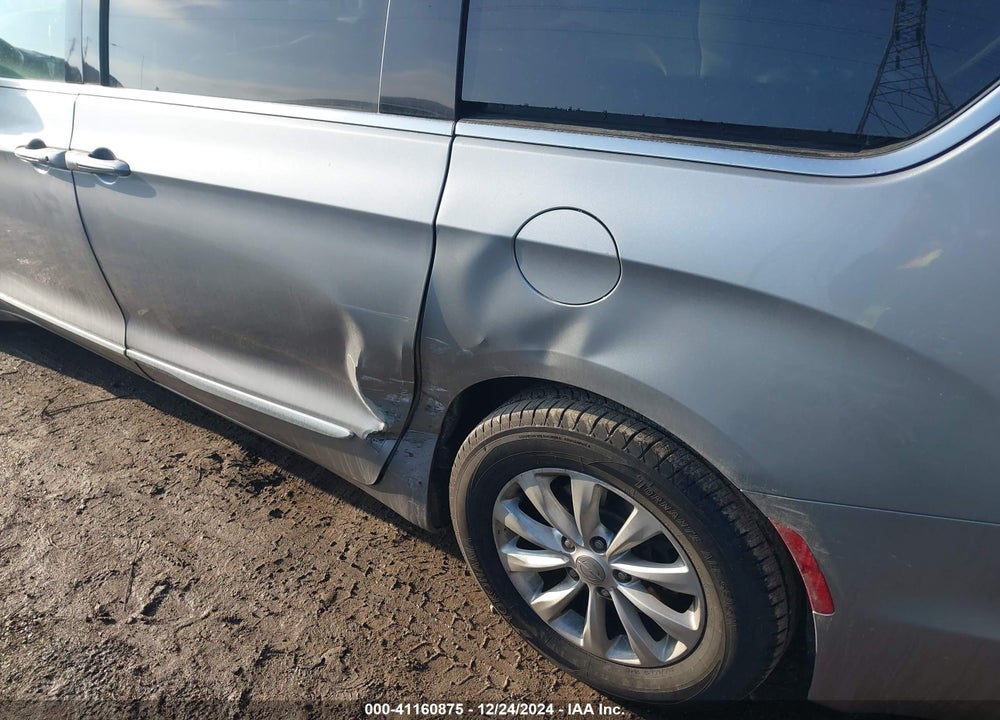 2018 CHRYSLER PACIFICA VIN: 2C4RC1BG6JR217736