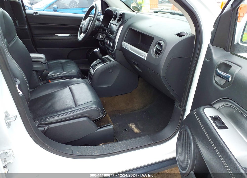 2017 JEEP COMPASS VIN: 1C4NJDEB5HD139453