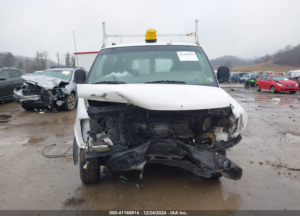 2000 CHEVROLET EXPRESS VIN: 1GCHG35R7Y1144190