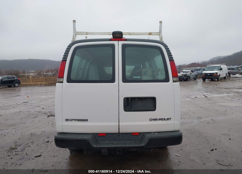 2000 CHEVROLET EXPRESS VIN: 1GCHG35R7Y1144190
