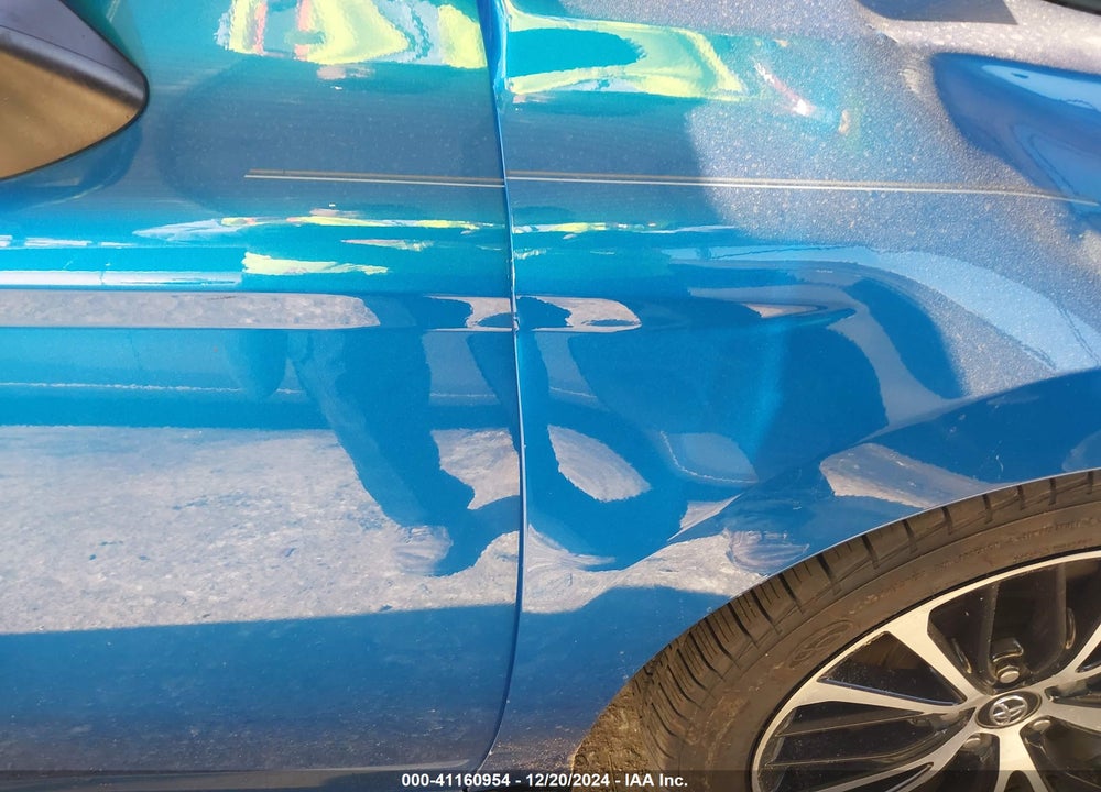 2018 TOYOTA CAMRY VIN: 4T1B11HK5JU102451