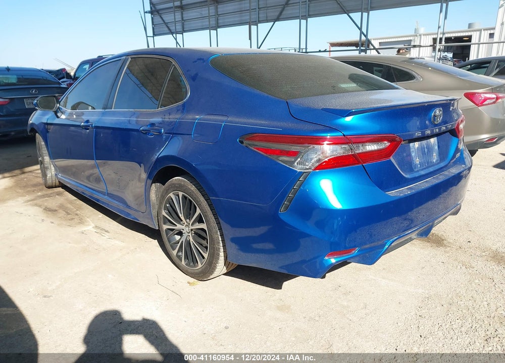 2018 TOYOTA CAMRY VIN: 4T1B11HK5JU102451