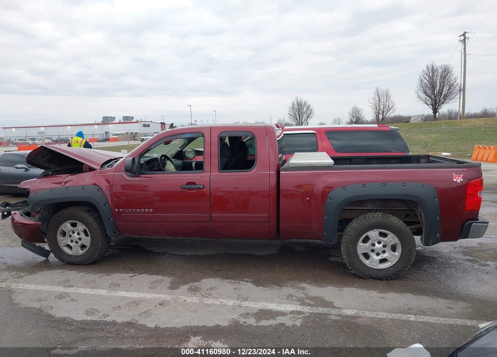2008 CHEVROLET SILVERADO 1500 LT1 VIN: 1GCEK19J28Z107835