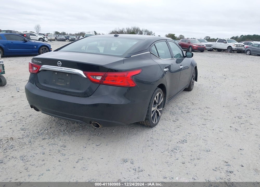 2017 NISSAN MAXIMA VIN: 1N4AA6AP1HC439384