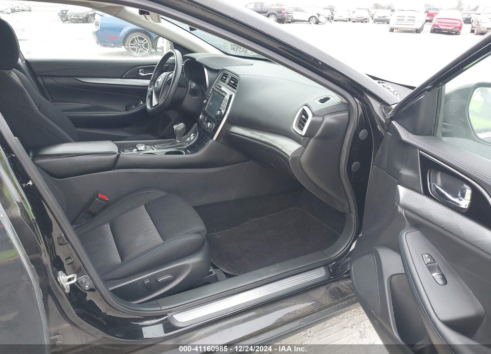 2017 NISSAN MAXIMA VIN: 1N4AA6AP1HC439384