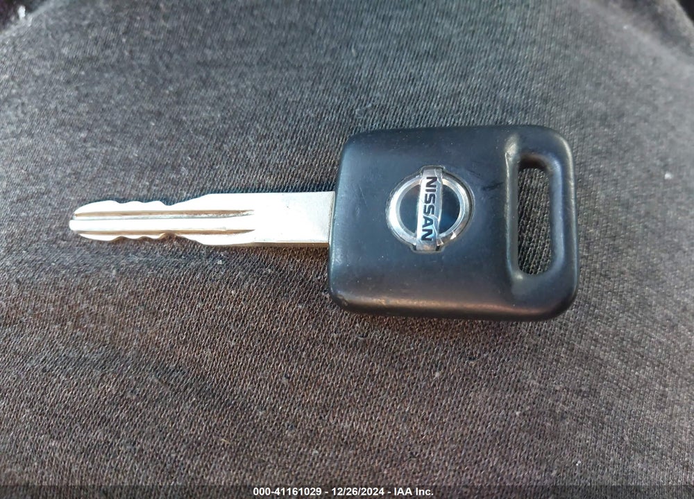2004 NISSAN TITAN SE VIN: 1N6AA06A34N587205