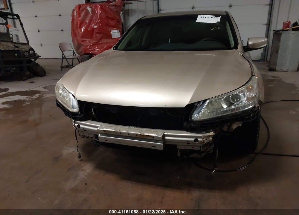 2013 HONDA ACCORD VIN: 1HGCR2F38DA122848