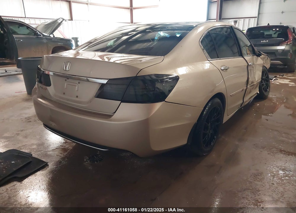 2013 HONDA ACCORD VIN: 1HGCR2F38DA122848