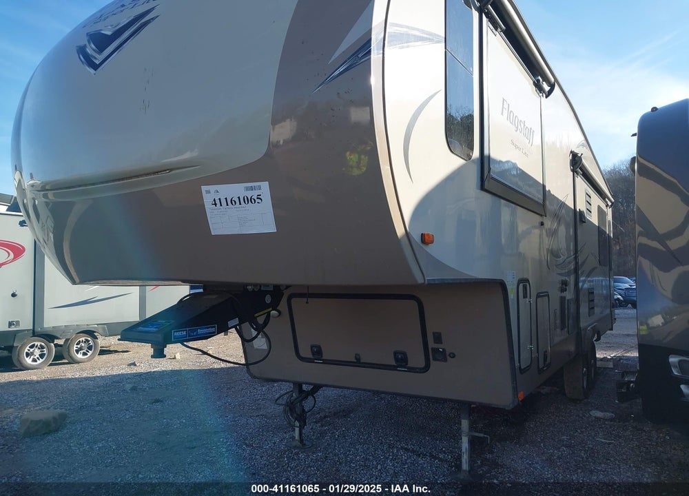 2018 FLAGSTAFF TRAVEL TRLR VIN: 4X4FFLD27J1880447