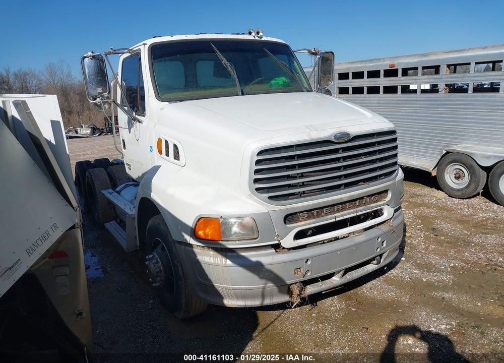 2007 STERLING TRUCK AT 9500 VIN: 2FWJA3CV47AW81417