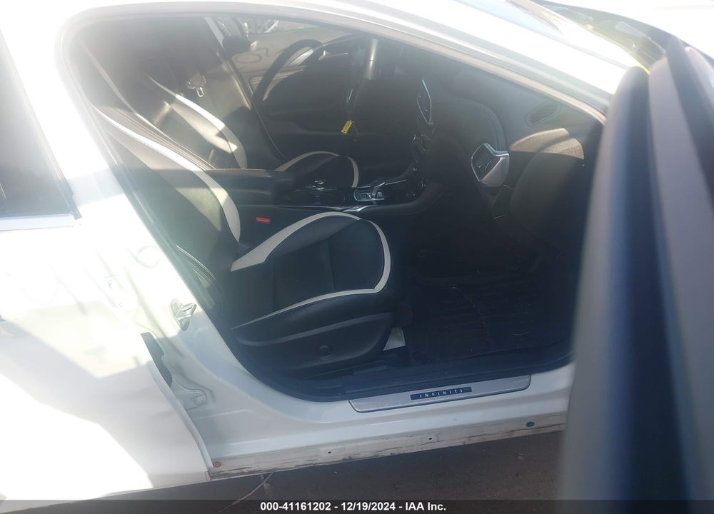 2017 INFINITI QX30 SPORT VIN: SJKCH5CP7HA019126