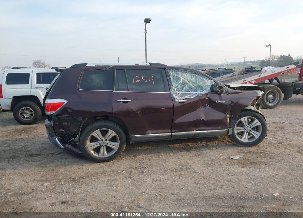 2013 TOYOTA HIGHLANDER LIMITED V6 VIN: 5TDDK3EH4DS184101