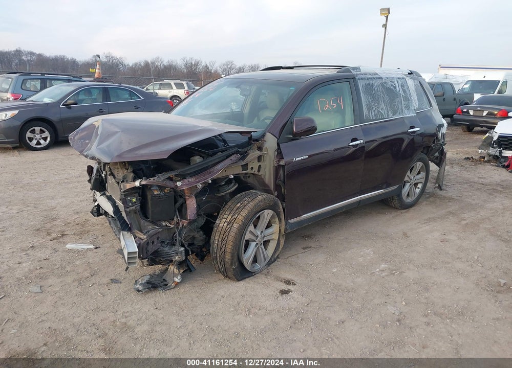 2013 TOYOTA HIGHLANDER LIMITED V6 VIN: 5TDDK3EH4DS184101