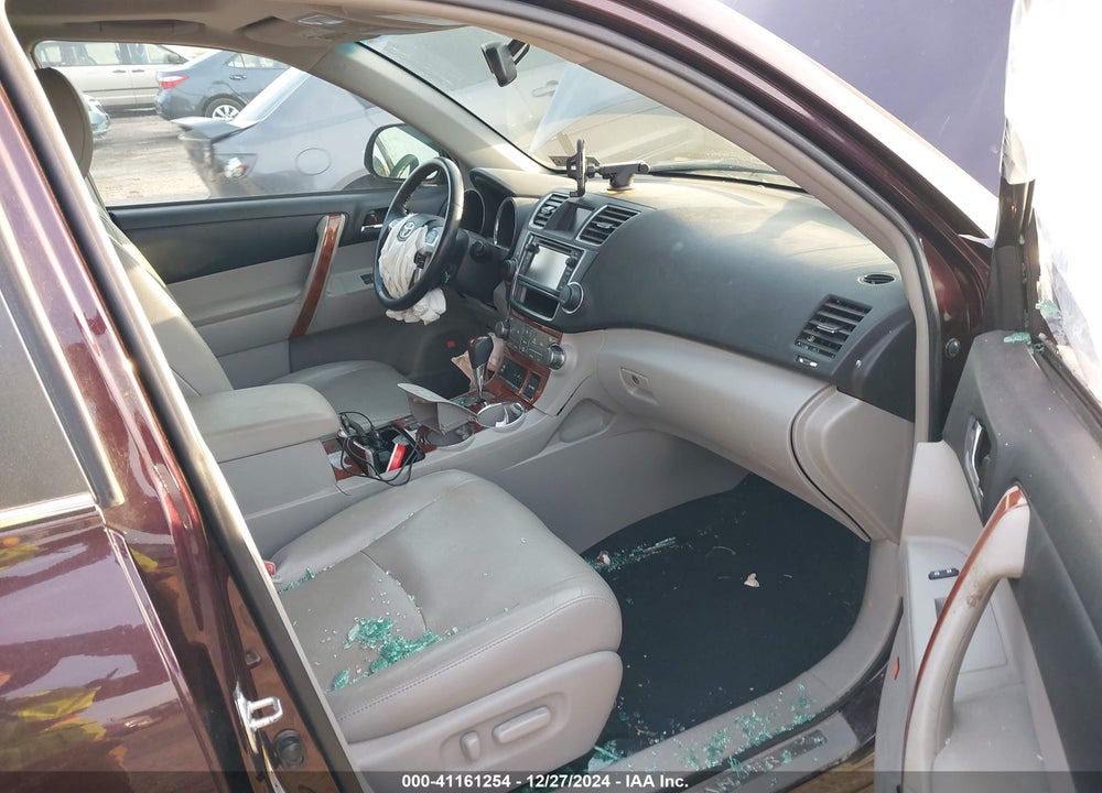 2013 TOYOTA HIGHLANDER LIMITED V6 VIN: 5TDDK3EH4DS184101