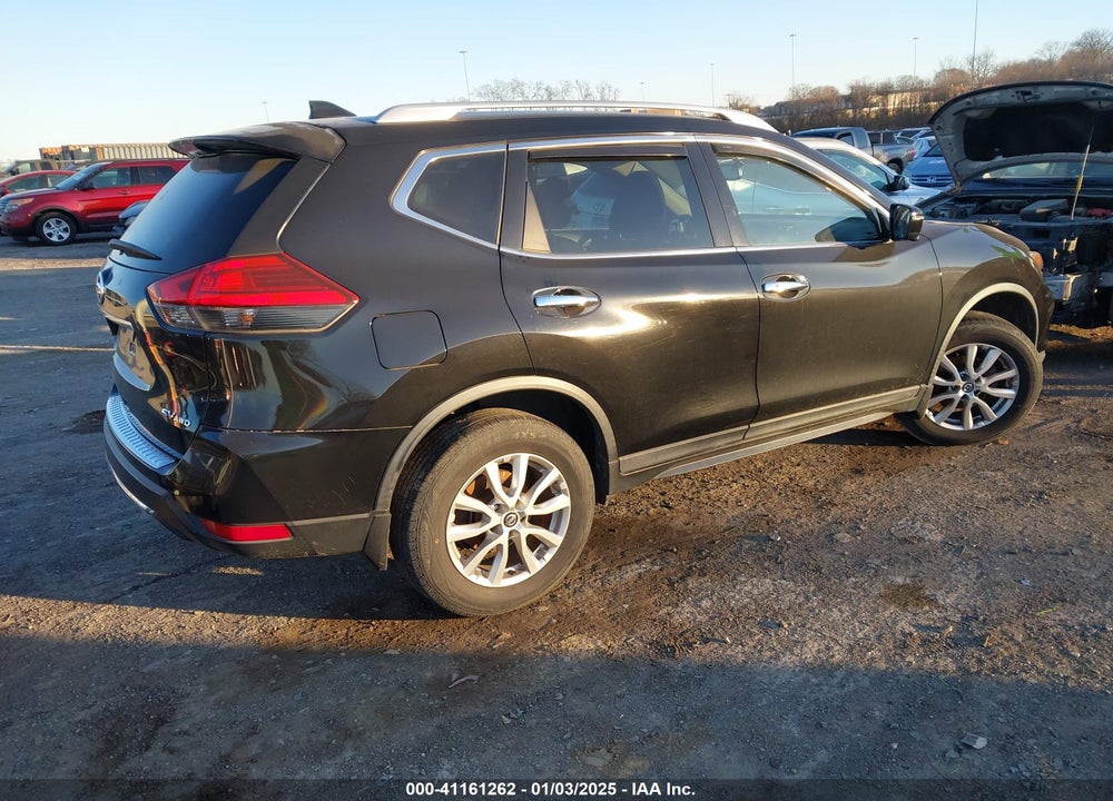 2017 NISSAN ROGUE SV VIN: KNMAT2MV8HP527381