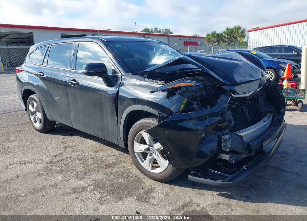 2020 TOYOTA HIGHLANDER LE VIN: 5TDZZRAHXLS013443