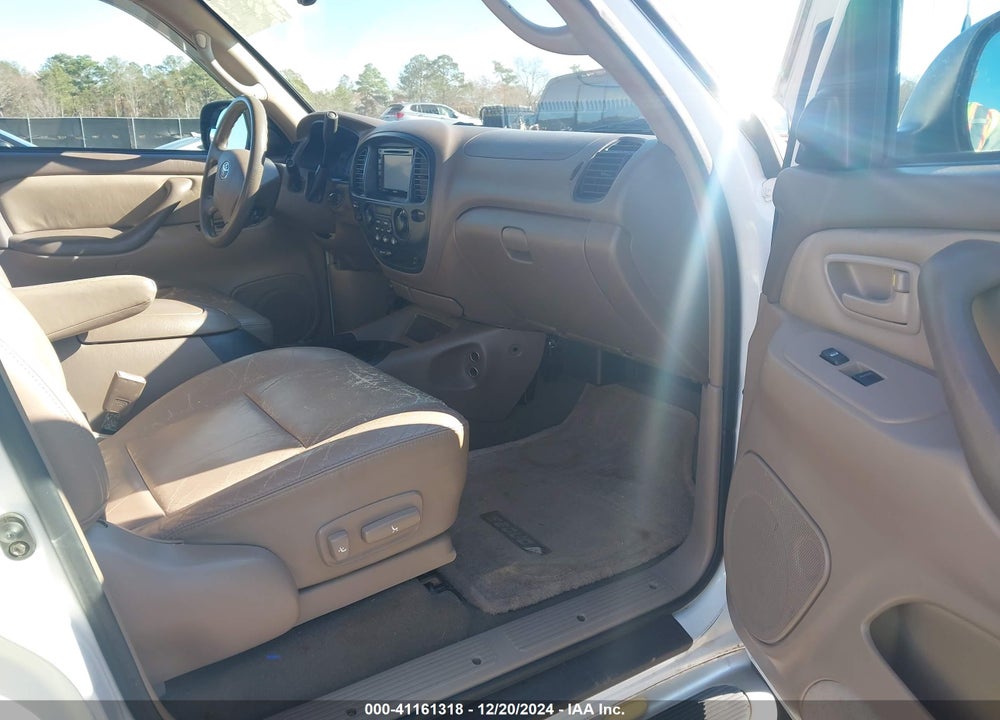 2004 TOYOTA SEQUOIA VIN: 5TDZT34A54S213550