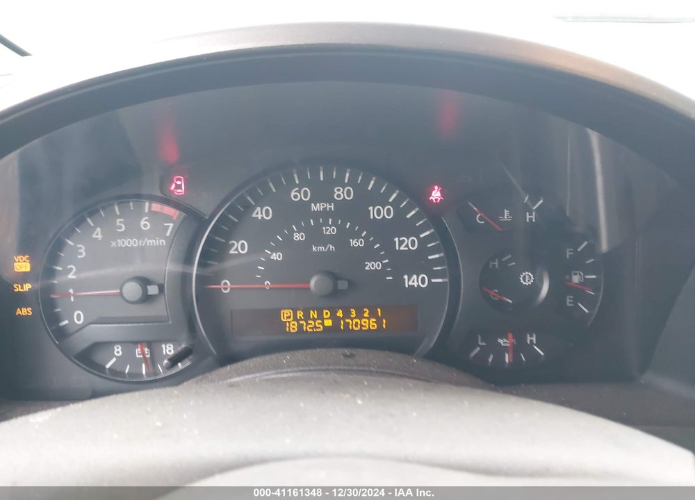 2004 NISSAN TITAN LE VIN: 1N6AA07A04N526330