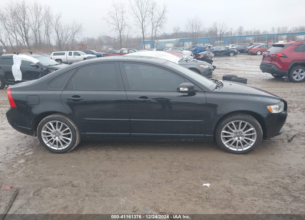 2010 VOLVO S40 2.4I VIN: YV1382MS7A2509354
