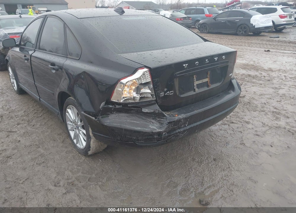 2010 VOLVO S40 2.4I VIN: YV1382MS7A2509354