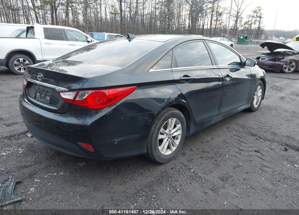 2014 HYUNDAI SONATA GLS VIN: 5NPEB4AC1EH943427