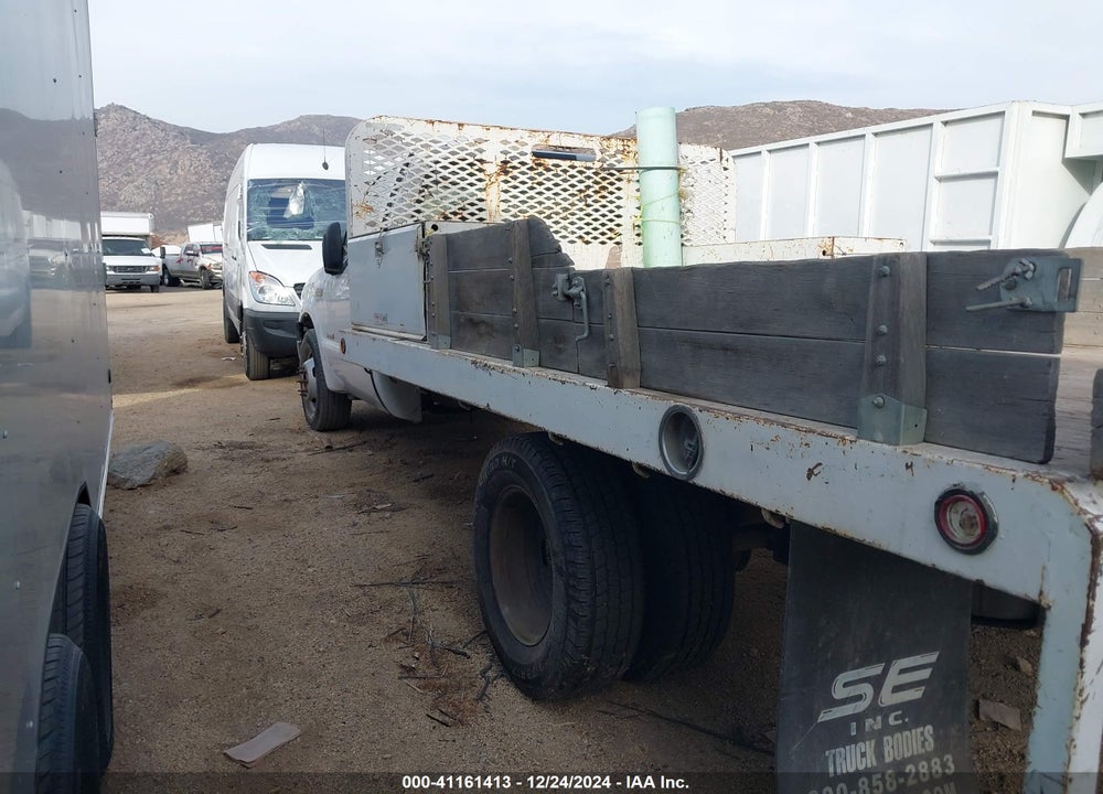 2006 FORD F-350 CHASSIS XL/XLT VIN: 1FDWF36P26ED46881