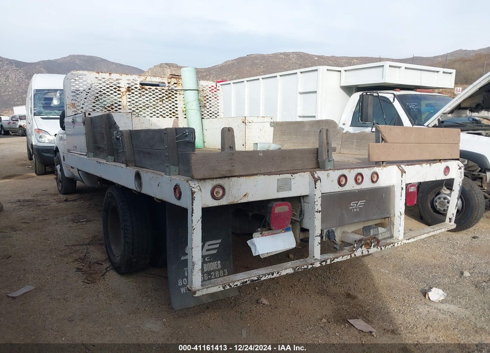 2006 FORD F-350 CHASSIS XL/XLT VIN: 1FDWF36P26ED46881