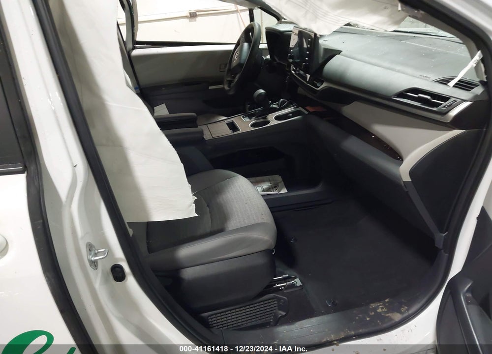 2023 TOYOTA SIENNA LE VIN: 5TDKRKEC6PS166558