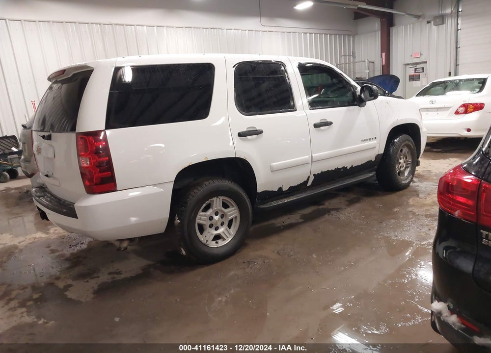 2007 CHEVROLET TAHOE LS VIN: 1GNFK13027R275551