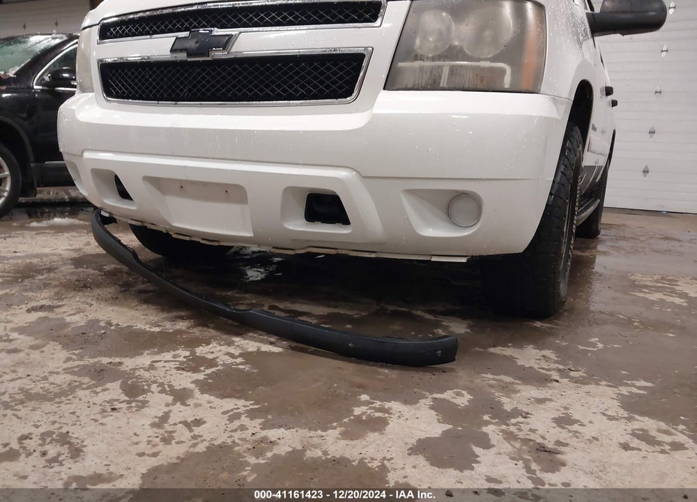 2007 CHEVROLET TAHOE LS VIN: 1GNFK13027R275551