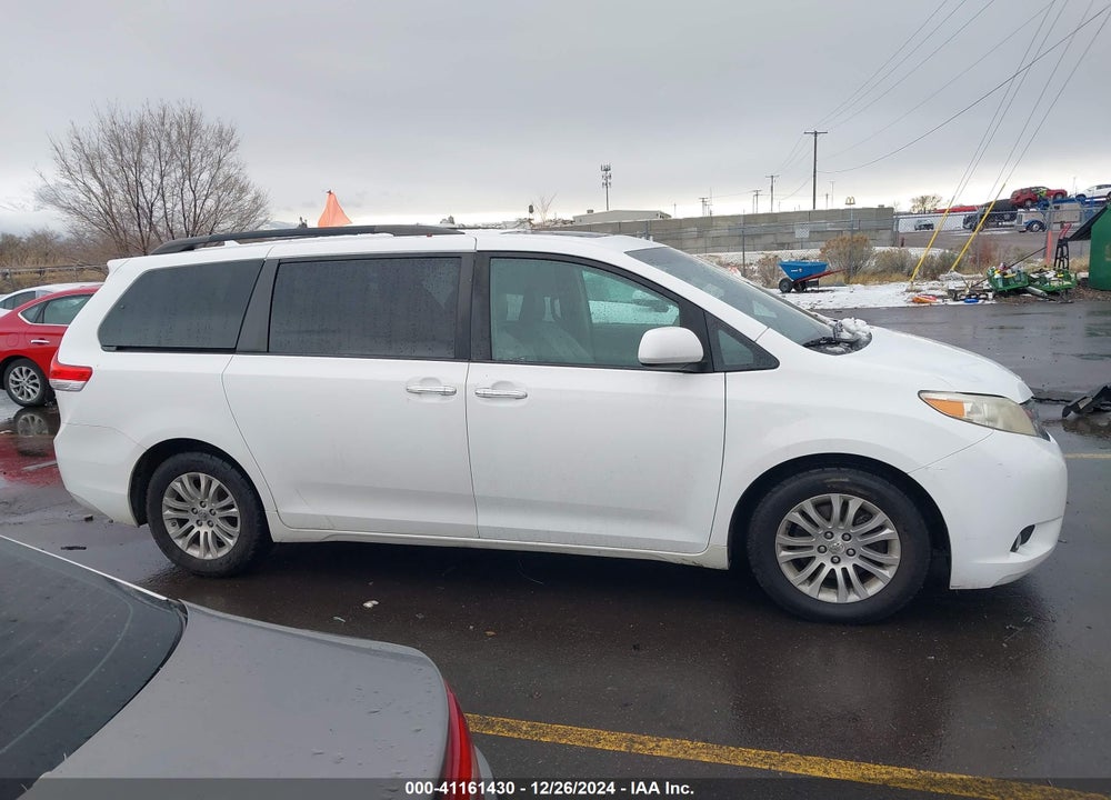 2011 TOYOTA SIENNA XLE LIMITED VIN: 5TDYK3DC7BS151162