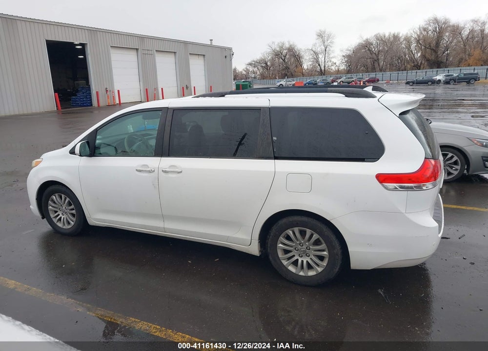 2011 TOYOTA SIENNA XLE LIMITED VIN: 5TDYK3DC7BS151162