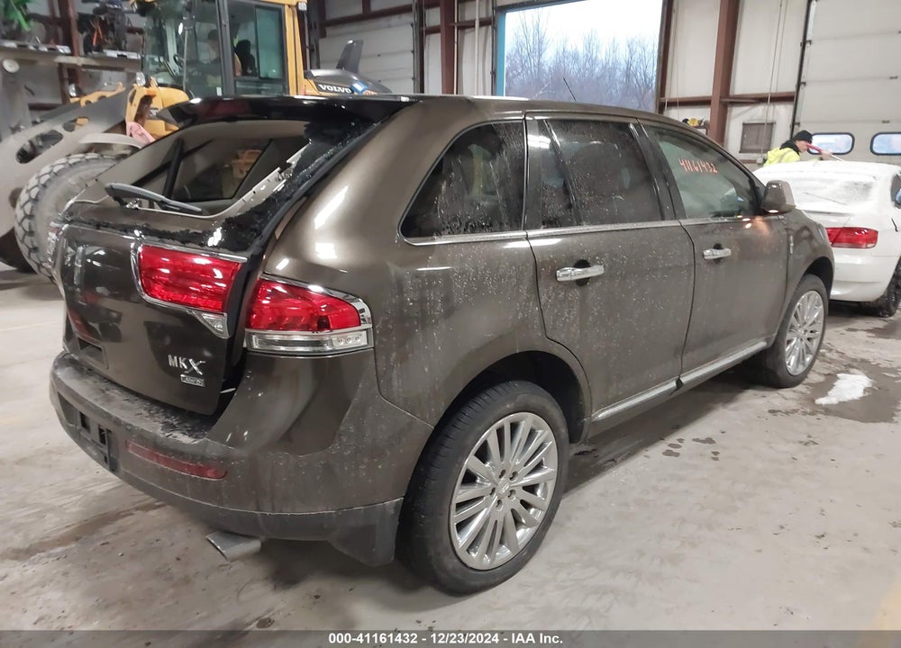 2011 LINCOLN MKX VIN: 2LMDJ8JK5BBJ06085