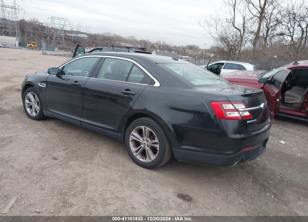 2015 FORD TAURUS SE VIN: 1FAHP2D80FG134068