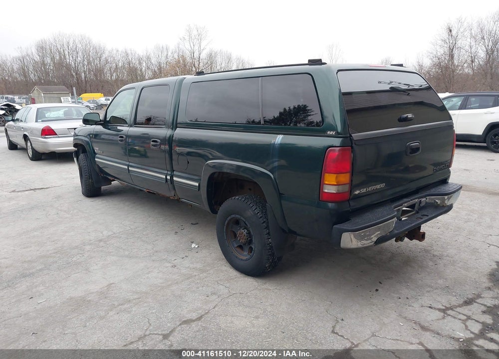 2001 CHEVROLET SILVERADO 2500HD LS VIN: 1GCHK23141F127068